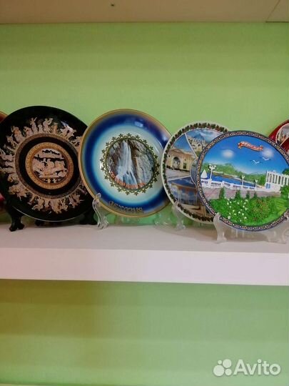 Керамика интерьерная (тарелки на подставке)