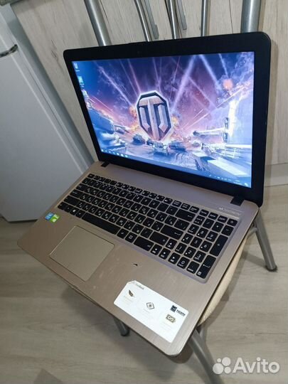 Ноутбук Asus / Silver N5000 / MX110 / 8GB / 1TB