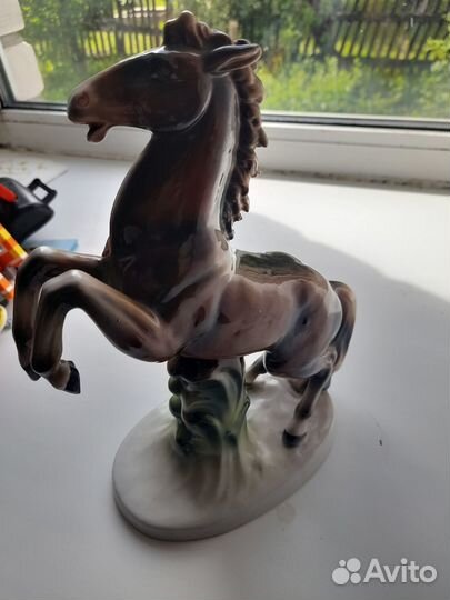 Фарфоровые статуэтки