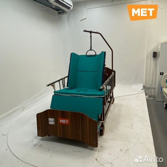 MET Revel L Медицинская удлинённая электро кровать