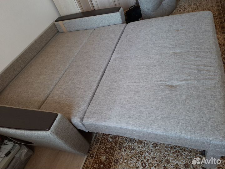 Продам диван-кровать Дубай