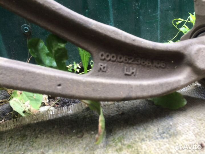 Рычаг передний левый Mercedes W164