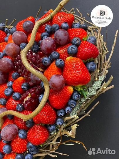 Клубничный букет, букет из клубники, вкусный букет