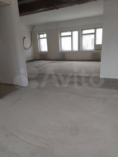 Свободного назначения, 180 м²