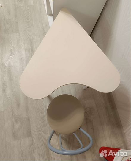 Детский стол и стульчик