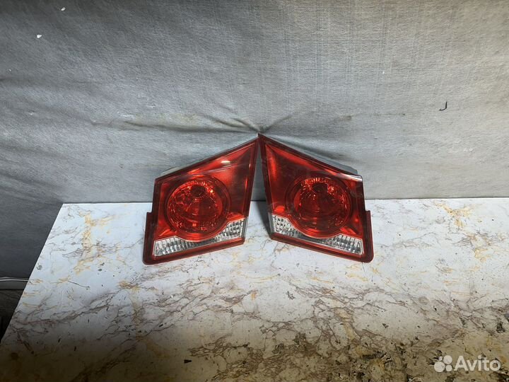 Фонарь правый и левый Шевроле Круз 1 2009Н. В