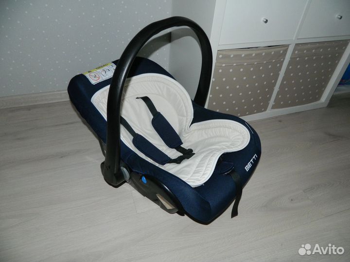 Коляска Tutis Zippy Mimi 3 в 1 Идеальная