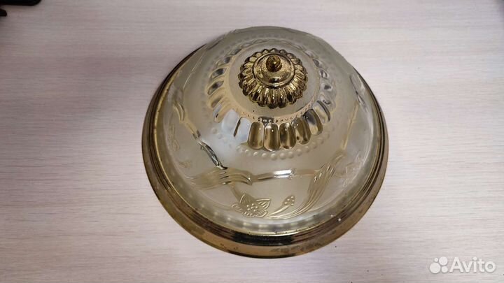 Светильник потолочный