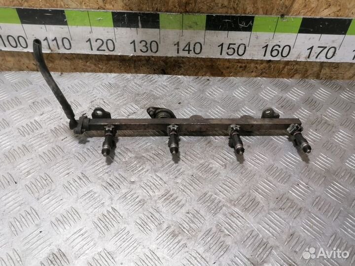 Рейка топливная рампа Infiniti Qx 2004-2009