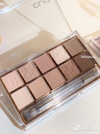 Clio палетка теней 11 walking on the cosy alley