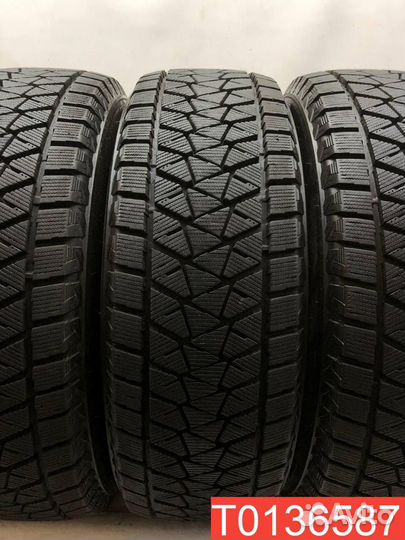 Bridgestone Blizzak DM-V2 235/65 R17 108S