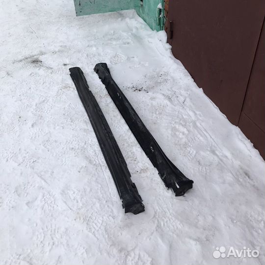 Порог накладка порога Nissan Juke F15 Ниссан Жук