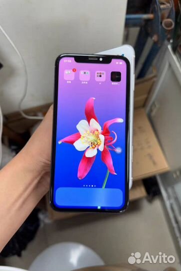 Дисплей на iPhone XR