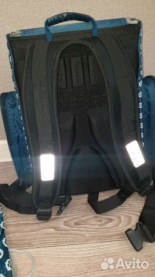 Рюкзак школьный для девочки бу