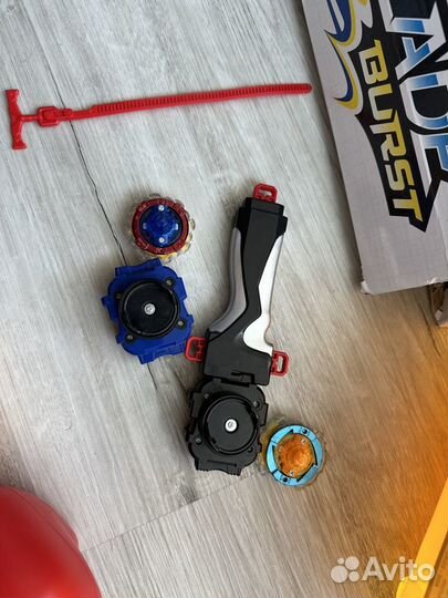 Игровой набор beyblade арена с волчками игра