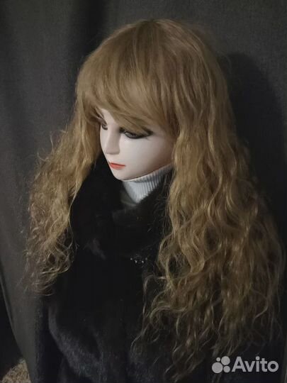 Парик женский натуральный