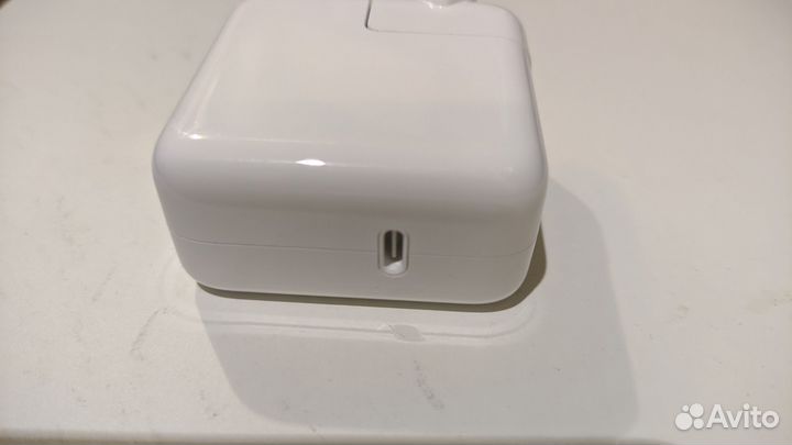 Адаптер питания Apple USB-C 30Вт