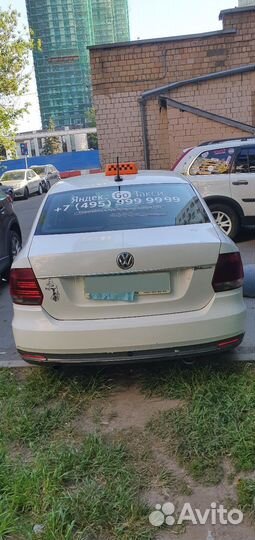 Volkswagen Polo 1.6 AT, 2018, 277 000 км