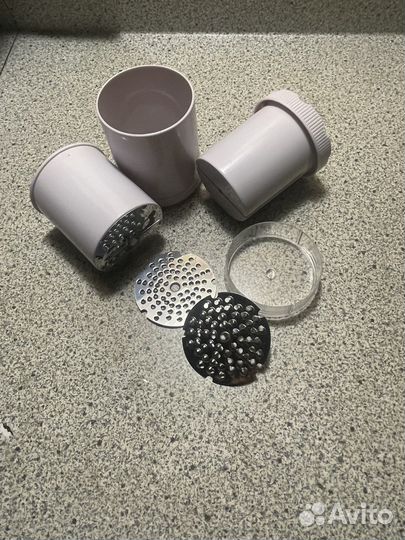 Терка безопасная круглая для твердых продуктов