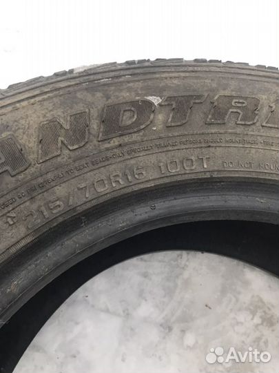 Bridgestone Ice Cruiser 7000 215/70 R16
