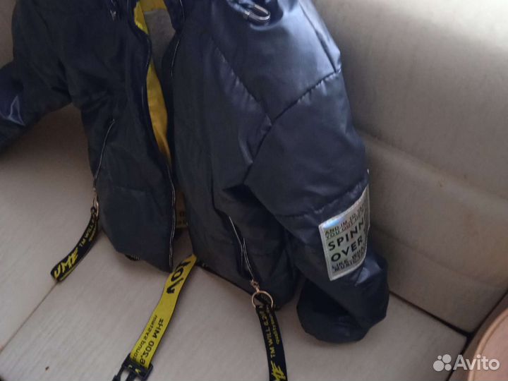 Куртка весенняя новая без этикетки 30разм