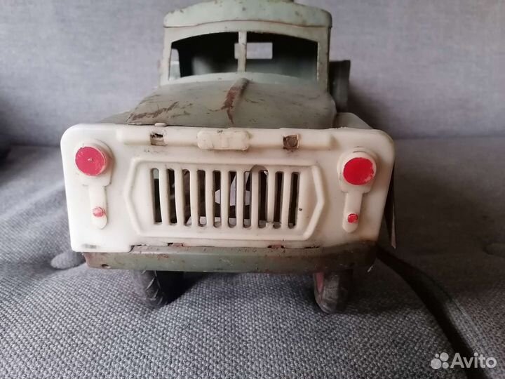 Игрушка СССР Грузовичок лтз газ 53