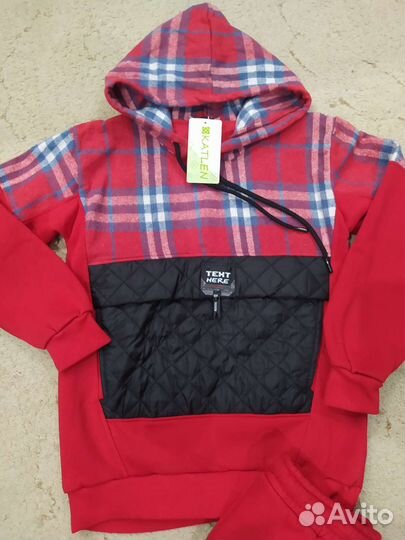 Костюм146-152 Турция новый