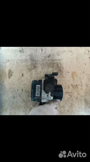 Блок абс Kia Cerato 1