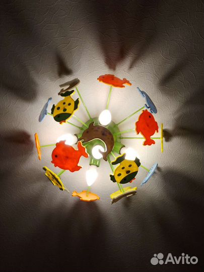 Люстра в детскую комнату