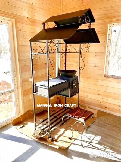 Мангал с крышей