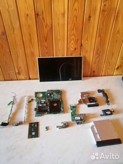 Запчасти на ноутбук dell N 5110