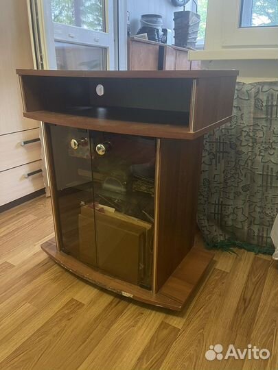 Тумба под телевизор