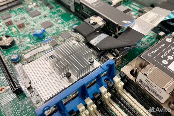 Сервер HP DL360 Gen10 10SFF 2xGold 6152 256GB