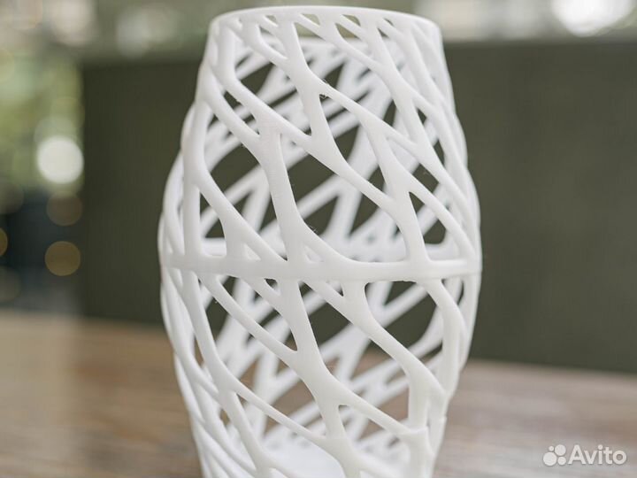 Ваза декоративная для цветов