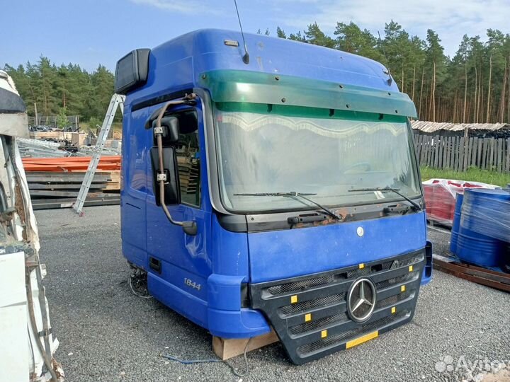 Кабина в сборе Mercedes-Benz Actros