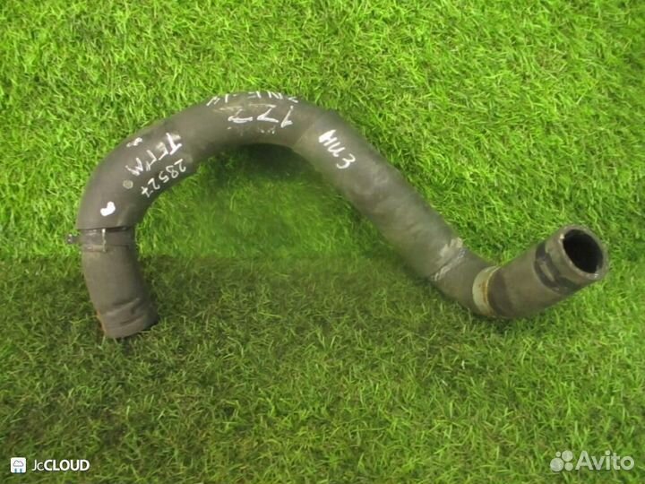 Патрубок радиатора на toyota wish ZNE14G 1ZZ-FE