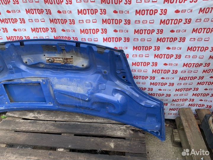 Капот Renault Trafic 2009