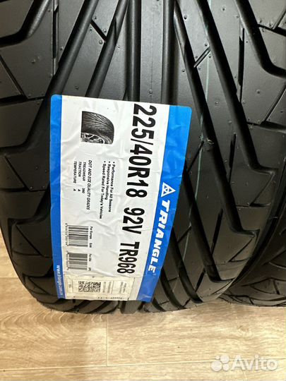 Triangle TR968 225/40 R18 96V