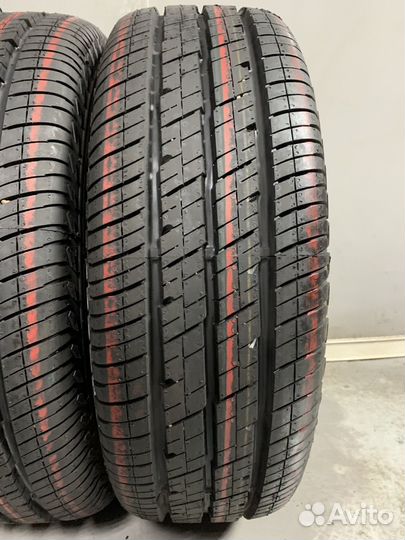 Continental Vanco 2 215/70 R15 109S