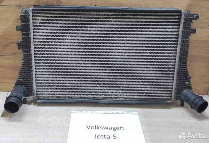 Радиатор интеркулера Volkswagen Jetta-5, 2007г