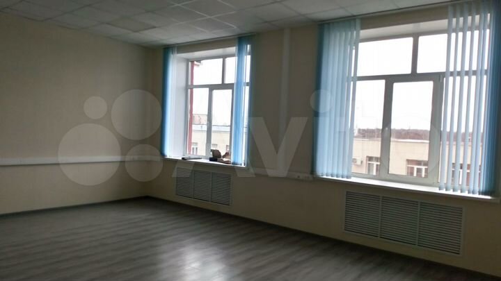 Офис, 700 м²