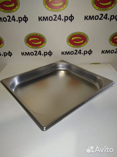 Гастроемкость 1/2 на 20 мм и 1/2 на 150 мм новые