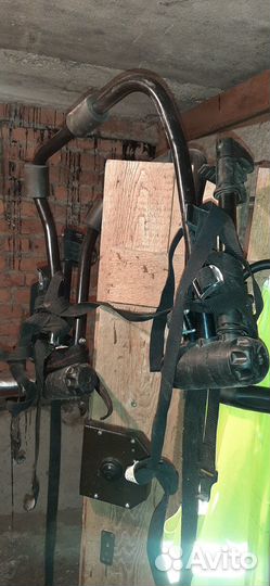 Крепление на багажник для перевозки велосипеда