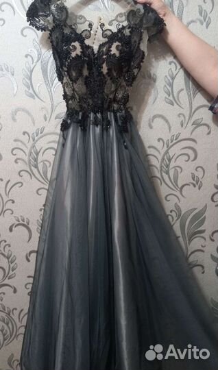 Вечернее платье