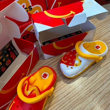 Брелок crocs McDonald's