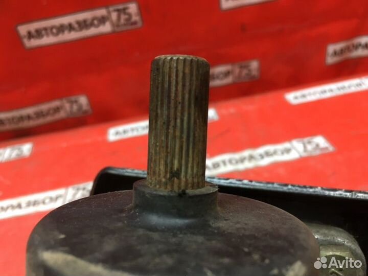 Рулевой редуктор Nissan Caravan vwme25 ZD30DD 2003