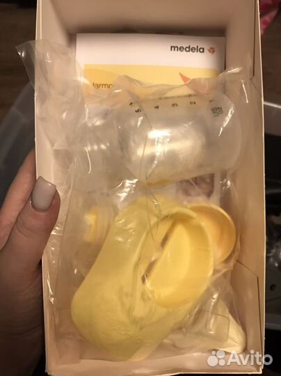 Молокоотсос medela ручной