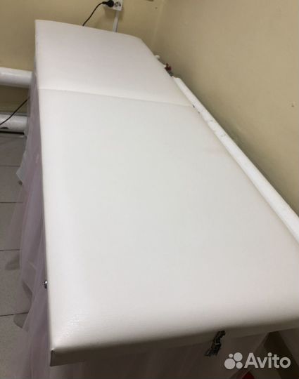 Кушетка для наращивания ресниц