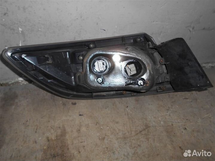 Фонарь задний наружный правый от Mazda Mazda 3 (B