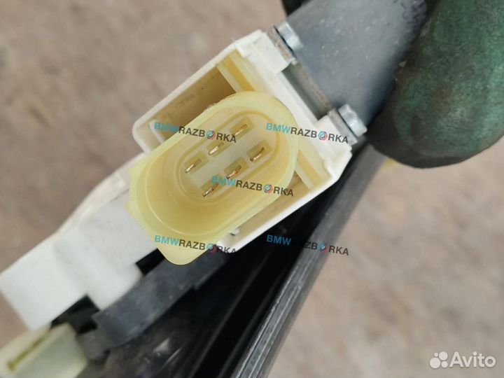 Стеклоподъемник задний правый BMW 5 F07/F10/F11